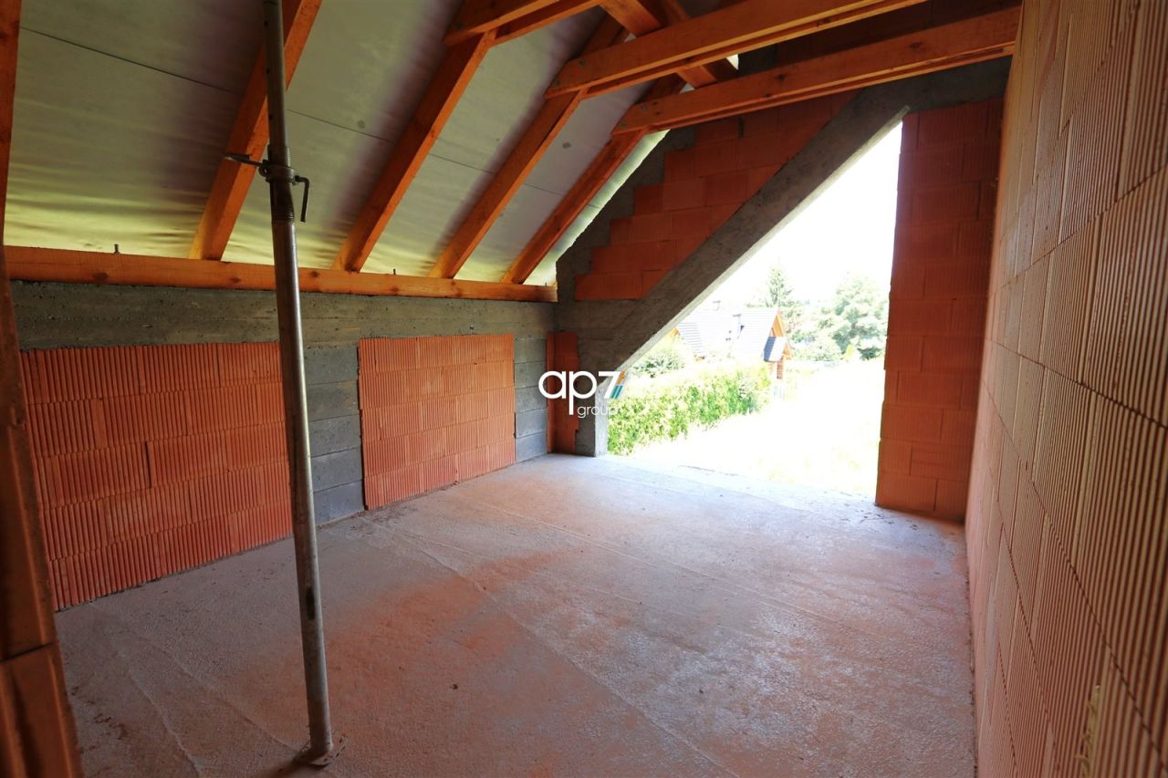 dom wolnostojący, 5 pokoi Kozierów. Zdjęcie 10