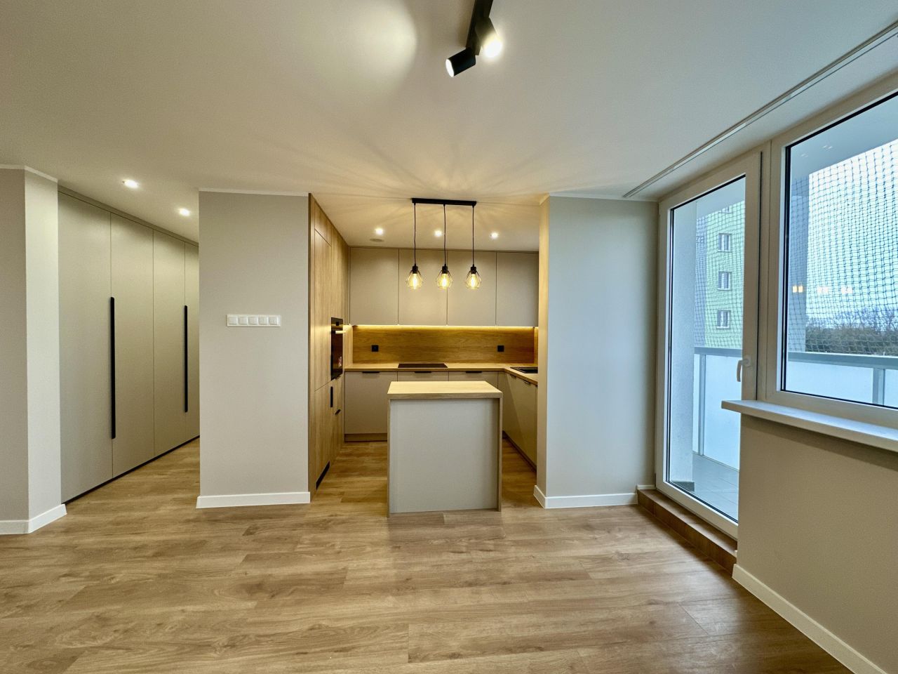 Mieszkanie 3-pokojowe Sosnowiec Radocha, ul. Ostrogórska. Zdjęcie 2