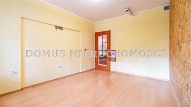 dom wolnostojący, 6 pokoi Justynów. Zdjęcie 13