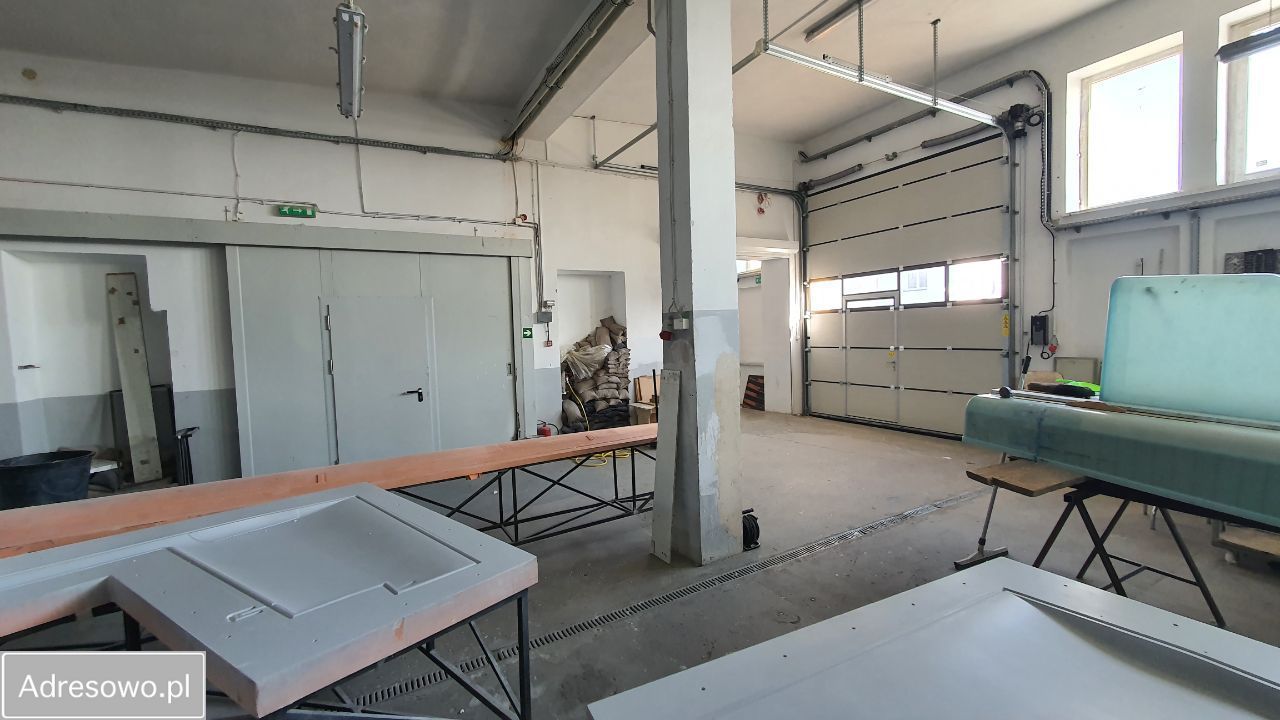 Hala/magazyn Korczyna. Zdjęcie 17