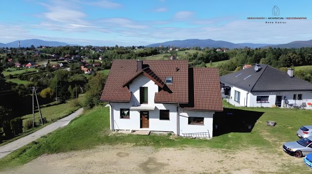 dom wolnostojący, 4 pokoje Żywiec Łyska. Zdjęcie 2