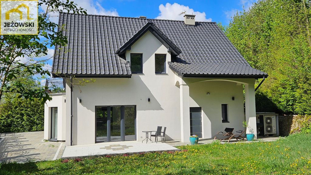 dom wolnostojący, 6 pokoi Janowiec. Zdjęcie 21