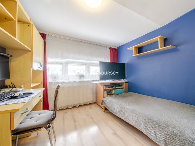 Mieszkanie 3-pokojowe Kraków Podgórze, ul. Stanisława Mitery. Zdjęcie 2