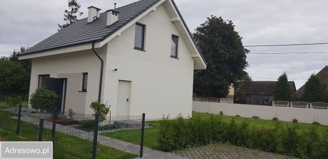 dom wolnostojący, 4 pokoje Gniewino, ul. Sielska. Zdjęcie 1