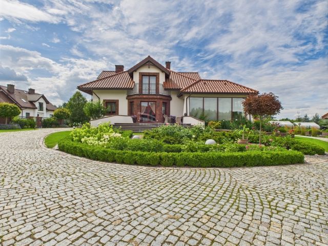 dom wolnostojący, 12 pokoi Warkały, ul. Poziomkowa. Zdjęcie 25