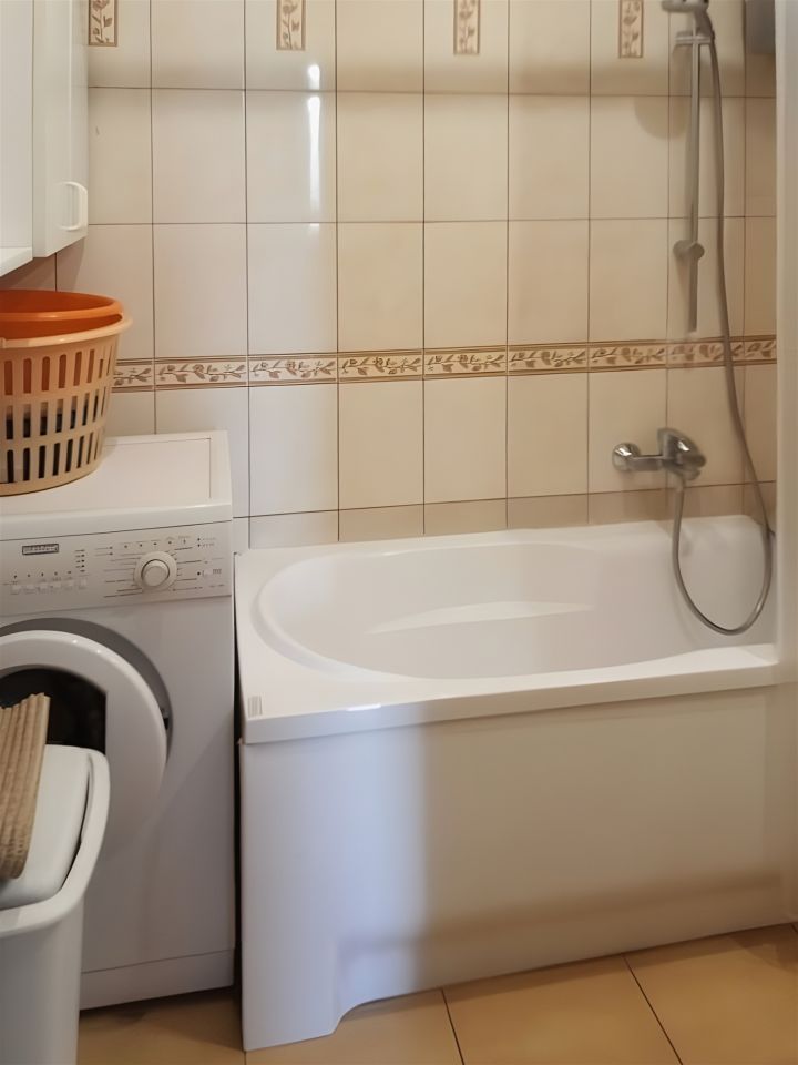 Mieszkanie 3-pokojowe Kraków Nowa Huta, os. Centrum B. Zdjęcie 1