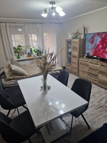 Mieszkanie 2-pokojowe Legnica Piekary Wielkie, ul. Witolda Gombrowicza. Zdjęcie 1