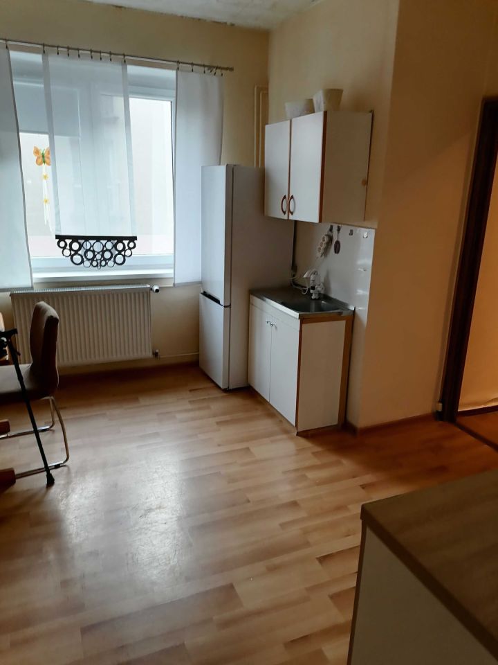 Mieszkanie 1-pokojowe Ruda Śląska. Zdjęcie 5