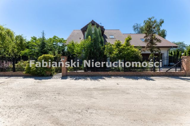 dom wolnostojący, 5 pokoi Poznań. Zdjęcie 25