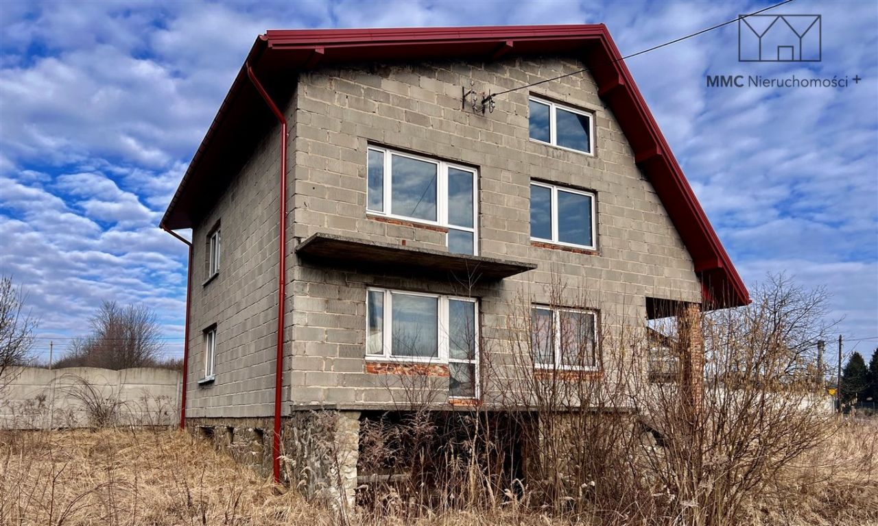 dom wolnostojący, 6 pokoi Zawiercie, ul. Andrzeja Kmicica. Zdjęcie 1