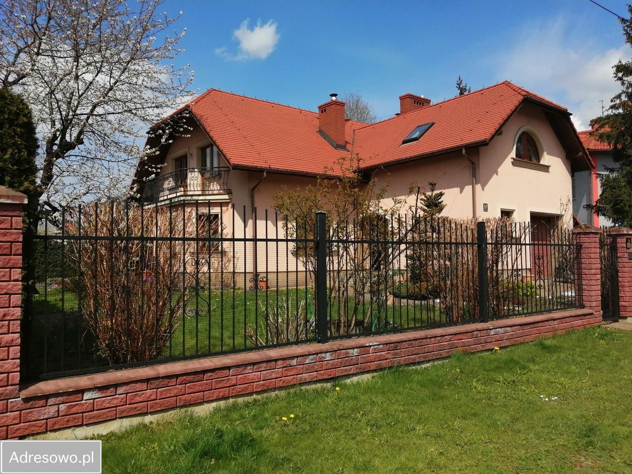 dom wolnostojący, 5 pokoi Bielsko-Biała Leszczyny, ul. Bolesława Prusa. Zdjęcie 1