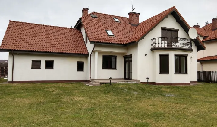 dom wolnostojący, 8 pokoi Warszawa Ursynów, ul. Jagielska