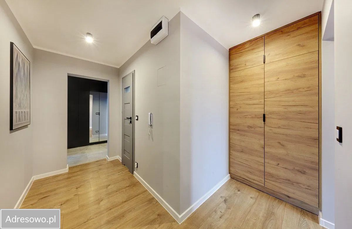 Mieszkanie 3-pokojowe Katowice Wełnowiec. Zdjęcie 2