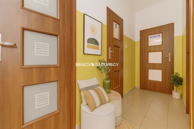 dom wolnostojący, 5 pokoi Węgrzce Wielkie. Zdjęcie 8