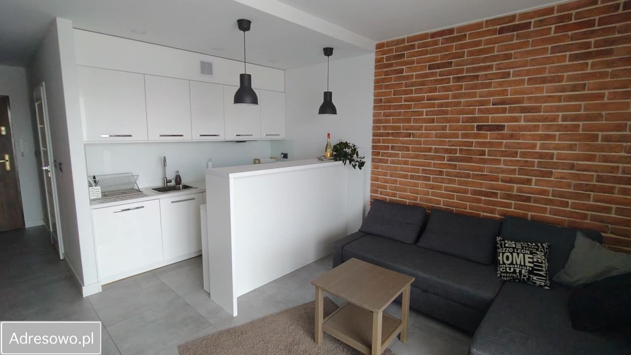 Mieszkanie 1-pokojowe Katowice Śródmieście, ul. gen. Kazimierza Pułaskiego. Zdjęcie 4