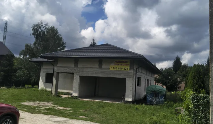 dom wolnostojący, 4 pokoje Nowy Konik, ul. Dębowa