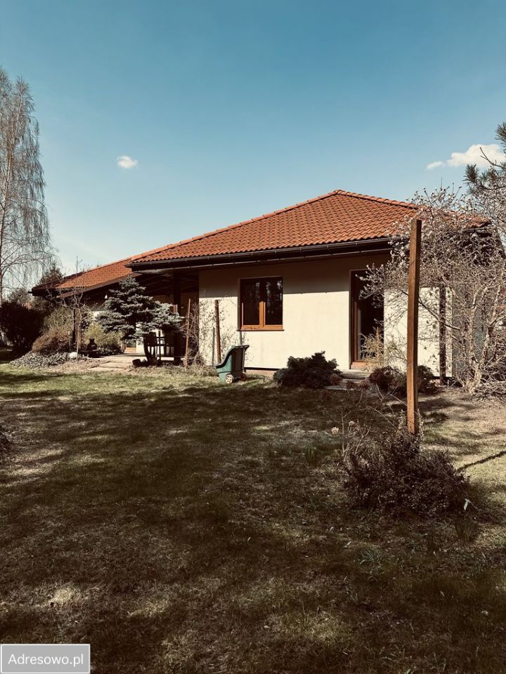 dom wolnostojący, 4 pokoje Lesznowola. Zdjęcie 1