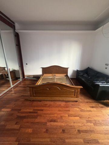 Mieszkanie 3-pokojowe Katowice Śródmieście, ul. Henryka Jordana. Zdjęcie 1