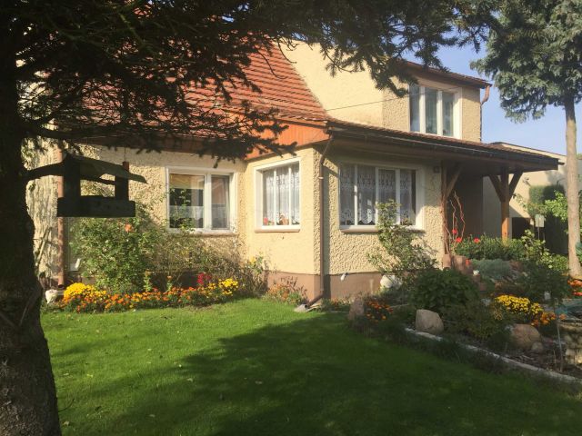 dom wolnostojący, 5 pokoi Zdziechowice. Zdjęcie 1