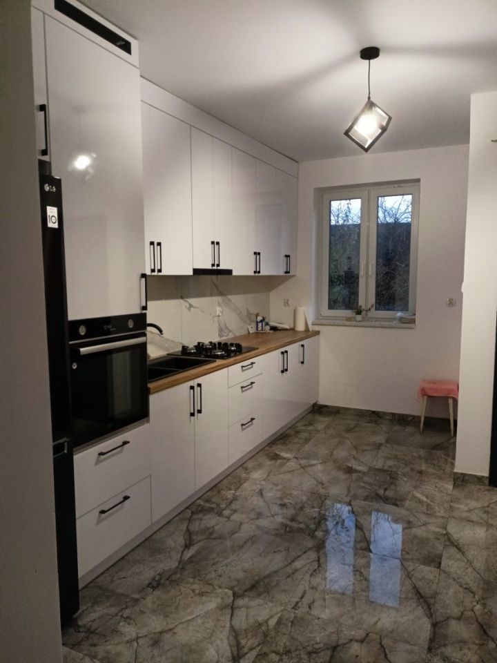 Mieszkanie 3-pokojowe Nowy Dwór. Zdjęcie 3