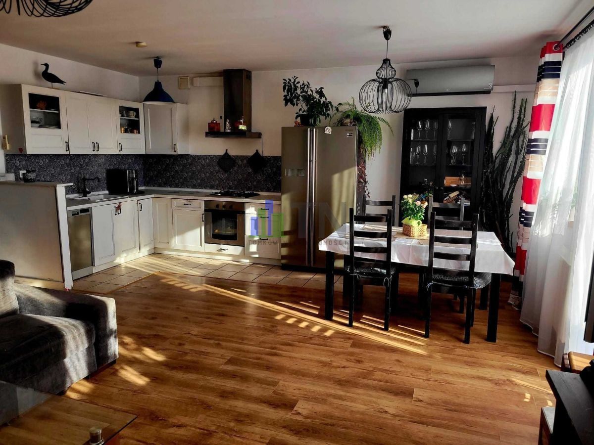 Mieszkanie 4-pokojowe Wrocław Psie Pole, ul. Gitarowa. Zdjęcie 1