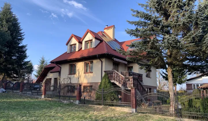 dom wolnostojący, 9 pokoi Przemyśl