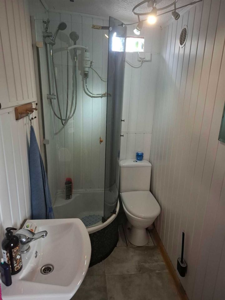 Działka rekreacyjna Niewiesze. Zdjęcie 3