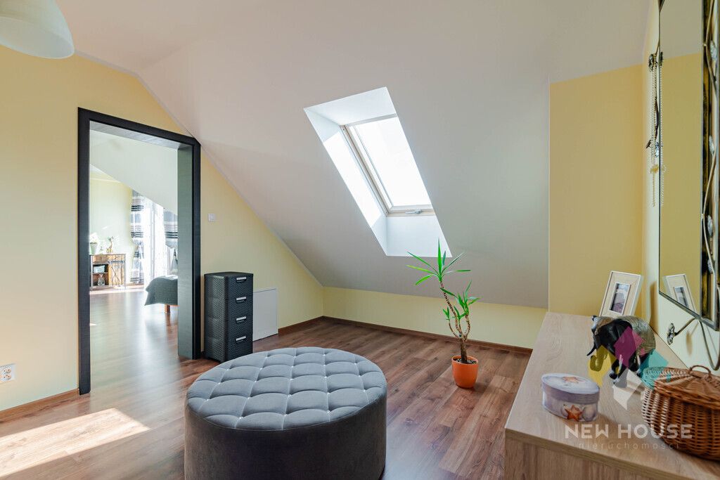 dom wolnostojący, 5 pokoi Ruś. Zdjęcie 14