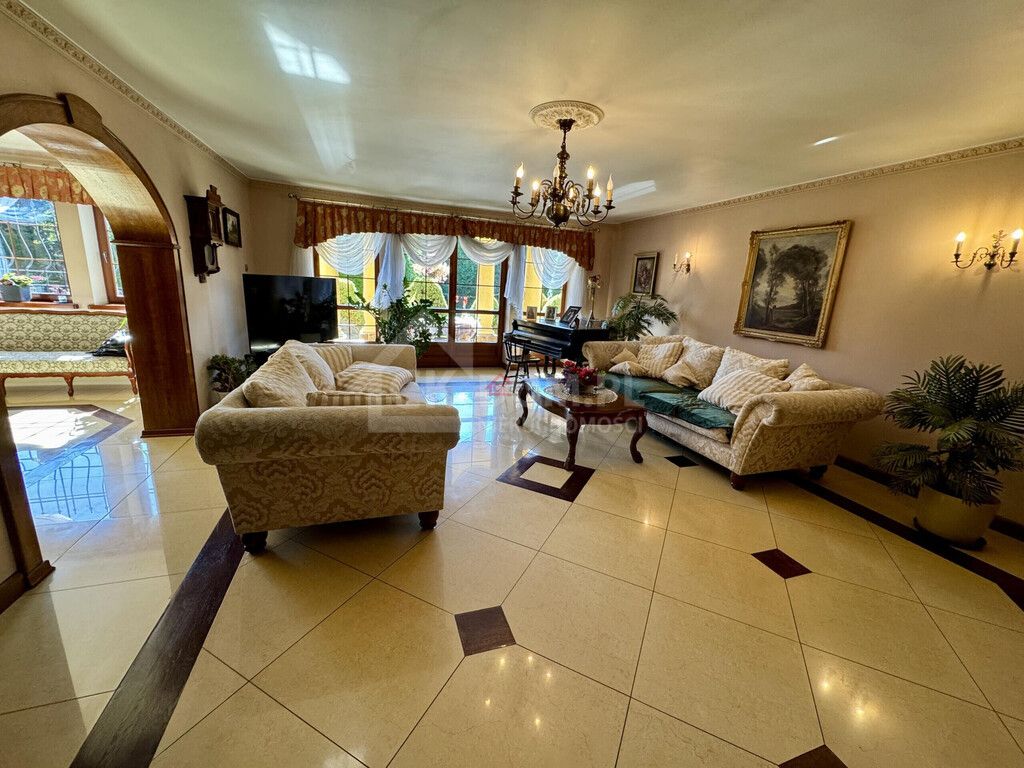 dom wolnostojący, 9 pokoi Starachowice. Zdjęcie 9