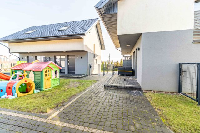 Mieszkanie 3-pokojowe Chłapowo, ul. Perłowa. Zdjęcie 1