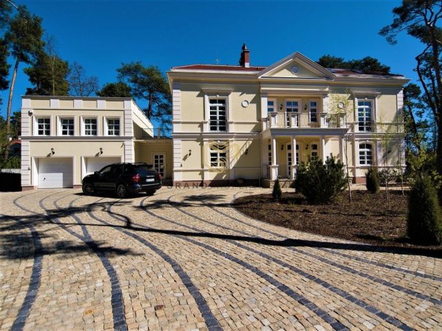 dom wolnostojący, 10 pokoi Konstancin-Jeziorna. Zdjęcie 7