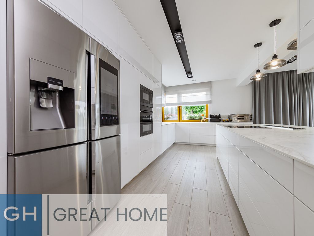 dom wolnostojący, 5 pokoi Wyględy. Zdjęcie 9