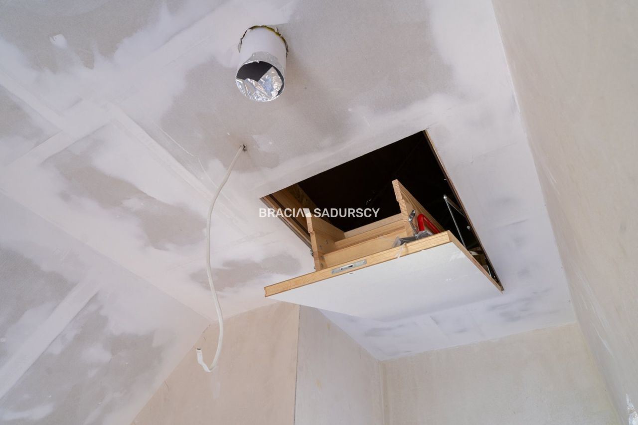 dom wolnostojący, 4 pokoje Ujazd. Zdjęcie 19