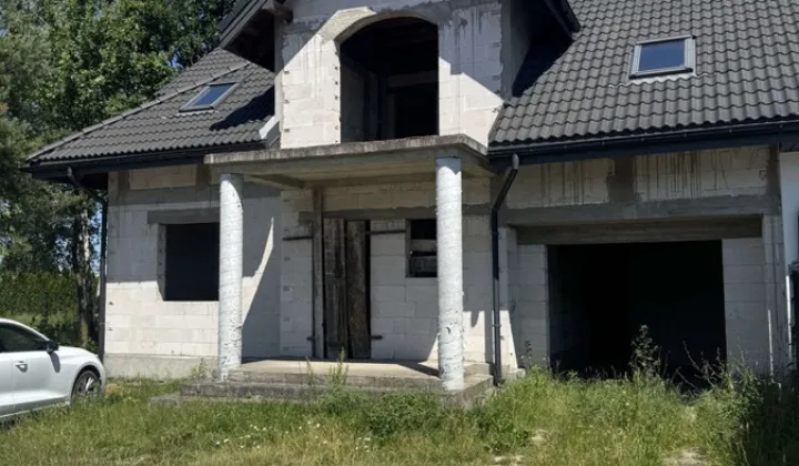 dom wolnostojący, 6 pokoi Stasi Las, ul. Główna