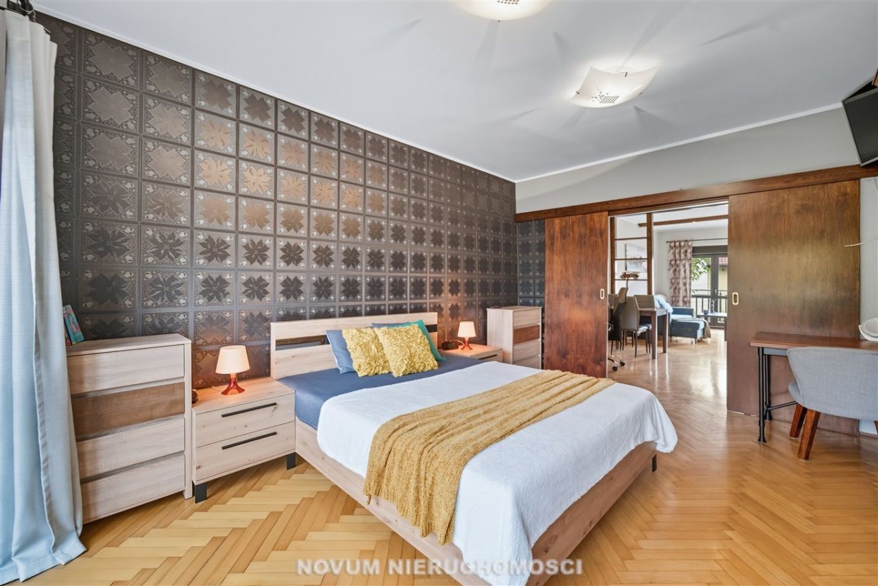 dom wolnostojący, 6 pokoi Tarnowskie Góry