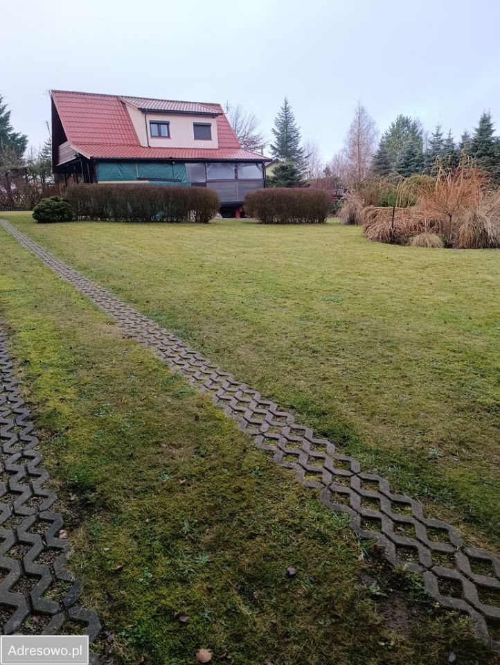 dom wolnostojący, 2 pokoje Winiec. Zdjęcie 20