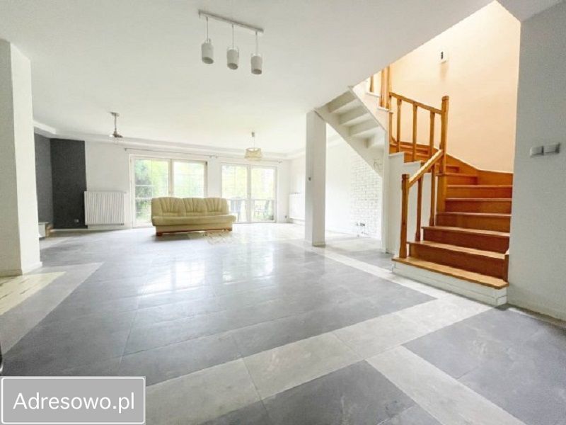 dom szeregowy, 4 pokoje Bielsko-Biała Hałcnów, ul. Rodzinna. Zdjęcie 8