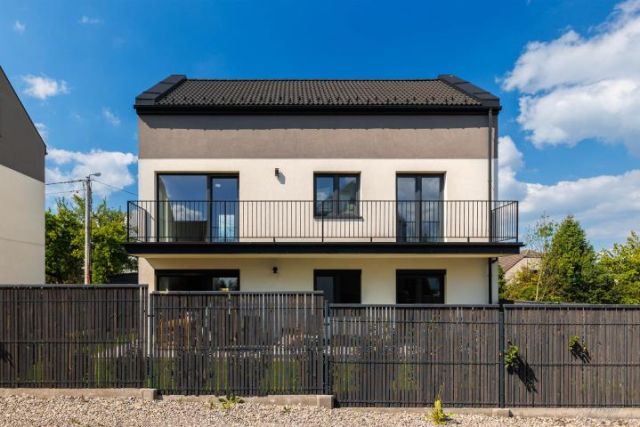 Mieszkanie 4-pokojowe Bielsko-Biała Komorowice Krakowskie, ul. Groszkowa. Zdjęcie 3