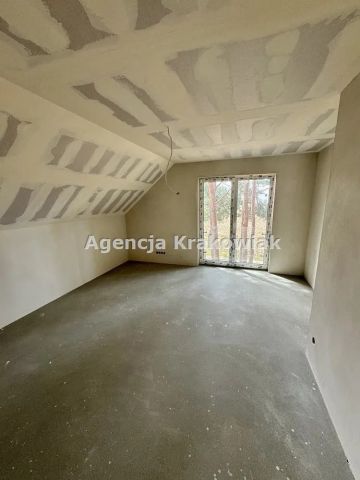 dom wolnostojący, 4 pokoje Niepołomice. Zdjęcie 11