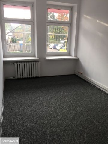 Biuro Warszawa Wawer, ul. Olecka. Zdjęcie 1