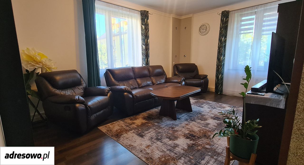 Mieszkanie 3-pokojowe Knurów, ul. Ignacego Krasickiego. Zdjęcie 1