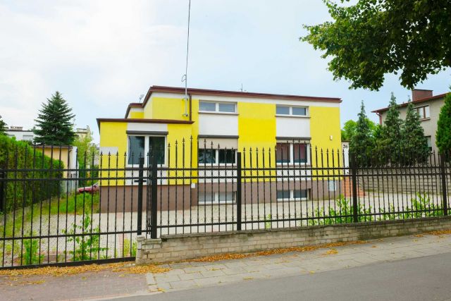Biuro Ostrów Wielkopolski Centrum, ul. Strzelecka. Zdjęcie 1