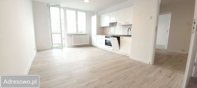 Mieszkanie 3-pokojowe Warszawa Bródno, ul. Wacława Tokarza. Zdjęcie 1