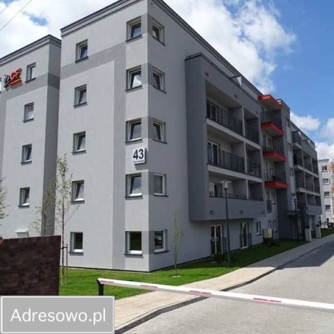 Mieszkanie 3-pokojowe Ostrów Wielkopolski, ul. Zębcowska. Zdjęcie 1
