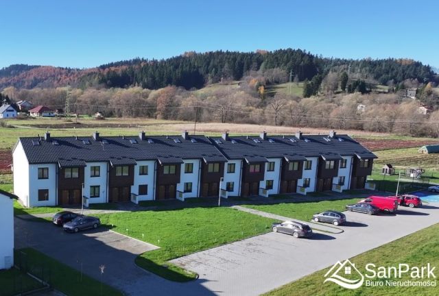 Mieszkanie 4-pokojowe Lesko, ul. Piłsudskiego. Zdjęcie 2