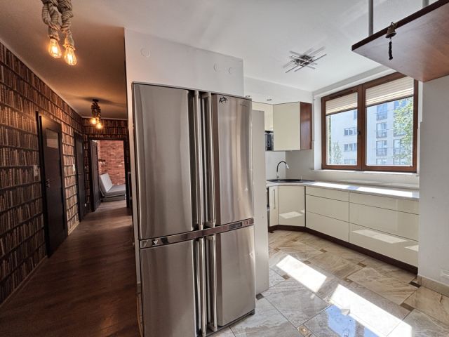 Mieszkanie 3-pokojowe Warszawa Śródmieście, ul. Inflancka. Zdjęcie 2