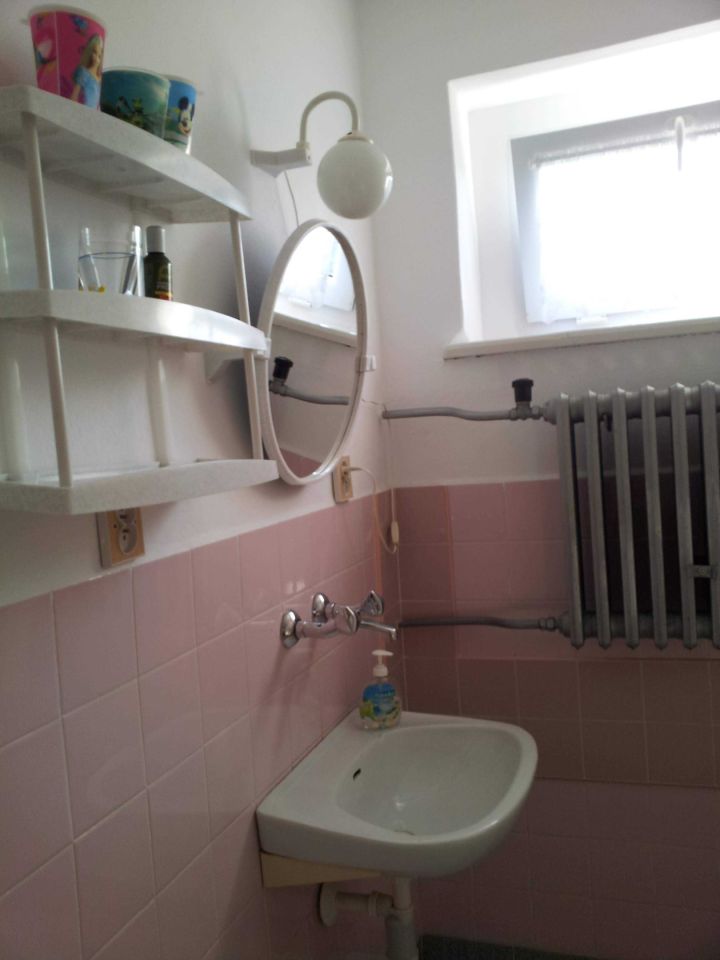 dom wolnostojący, 6 pokoi Meszna. Zdjęcie 8