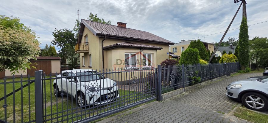 dom wolnostojący, 4 pokoje Warka, ul. Polna