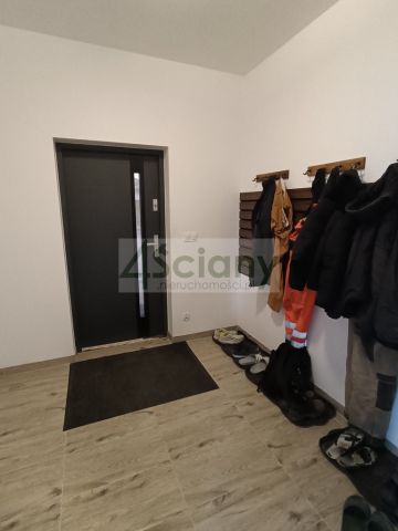 dom wolnostojący, 4 pokoje Rusiec. Zdjęcie 11