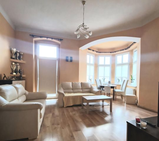 Mieszkanie 4-pokojowe Legnica Centrum, ul. Biskupia. Zdjęcie 1